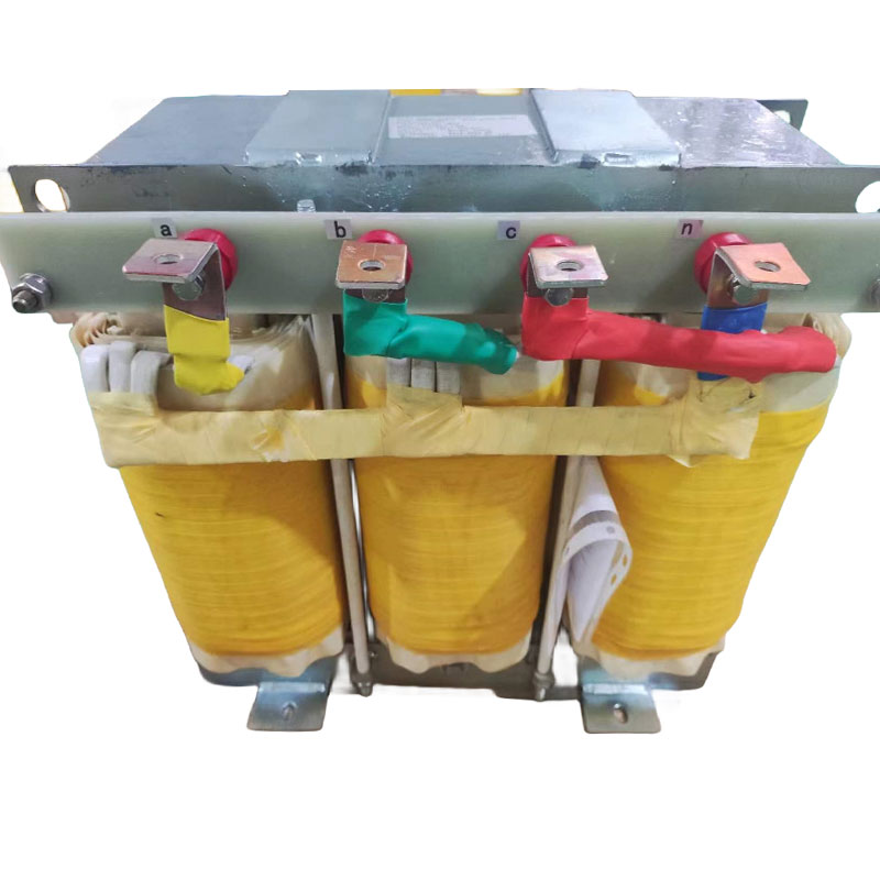 350 KVA 400 V - 140 V Al-johto 3PH-eristysmuuntaja